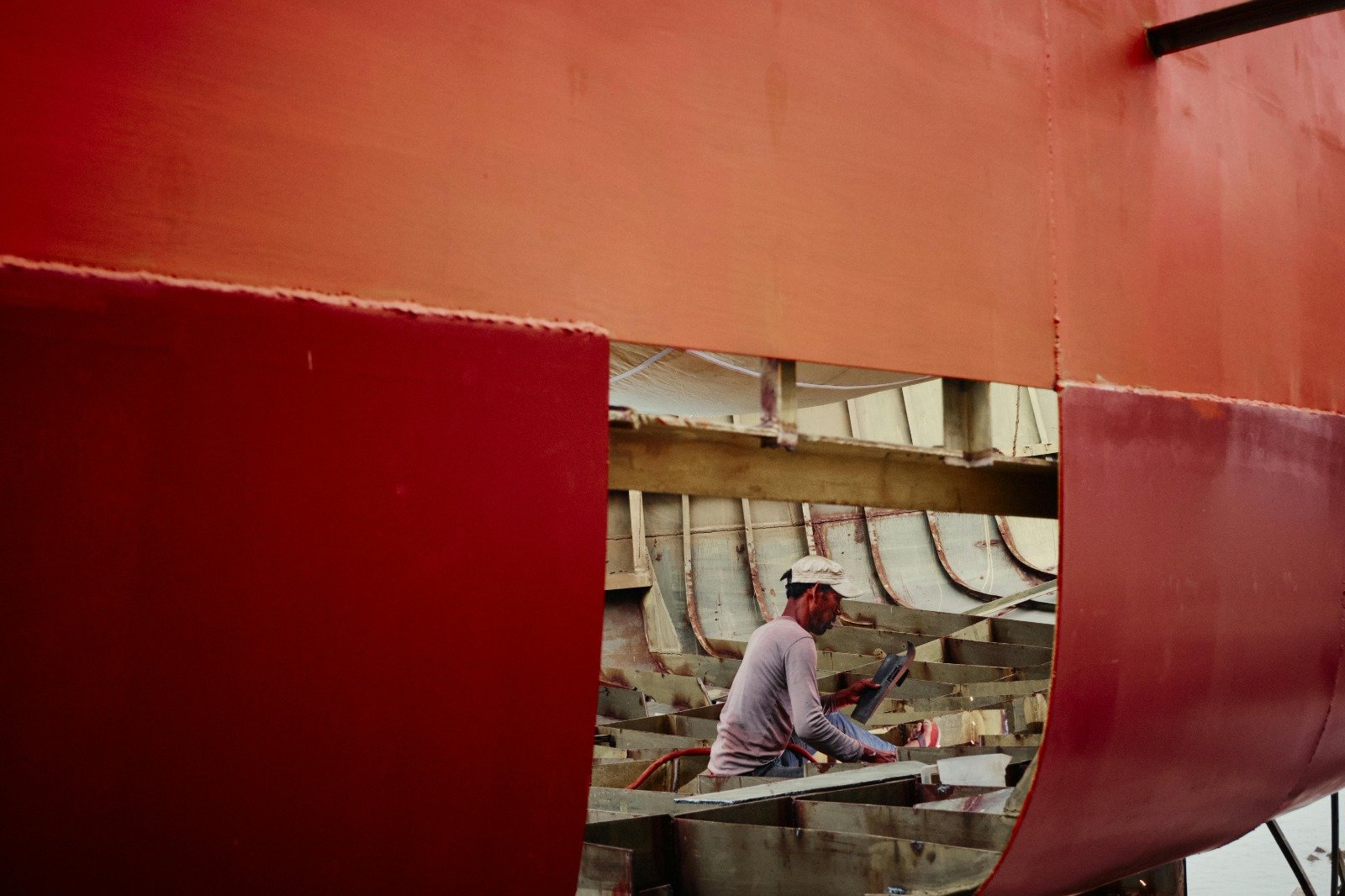 Ship logistics Spain